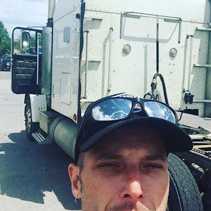 Meet your Posher, Thomas